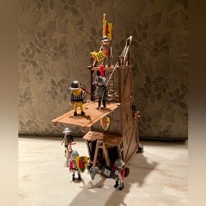 PLAYMOBIL - Attack Tower for Knights